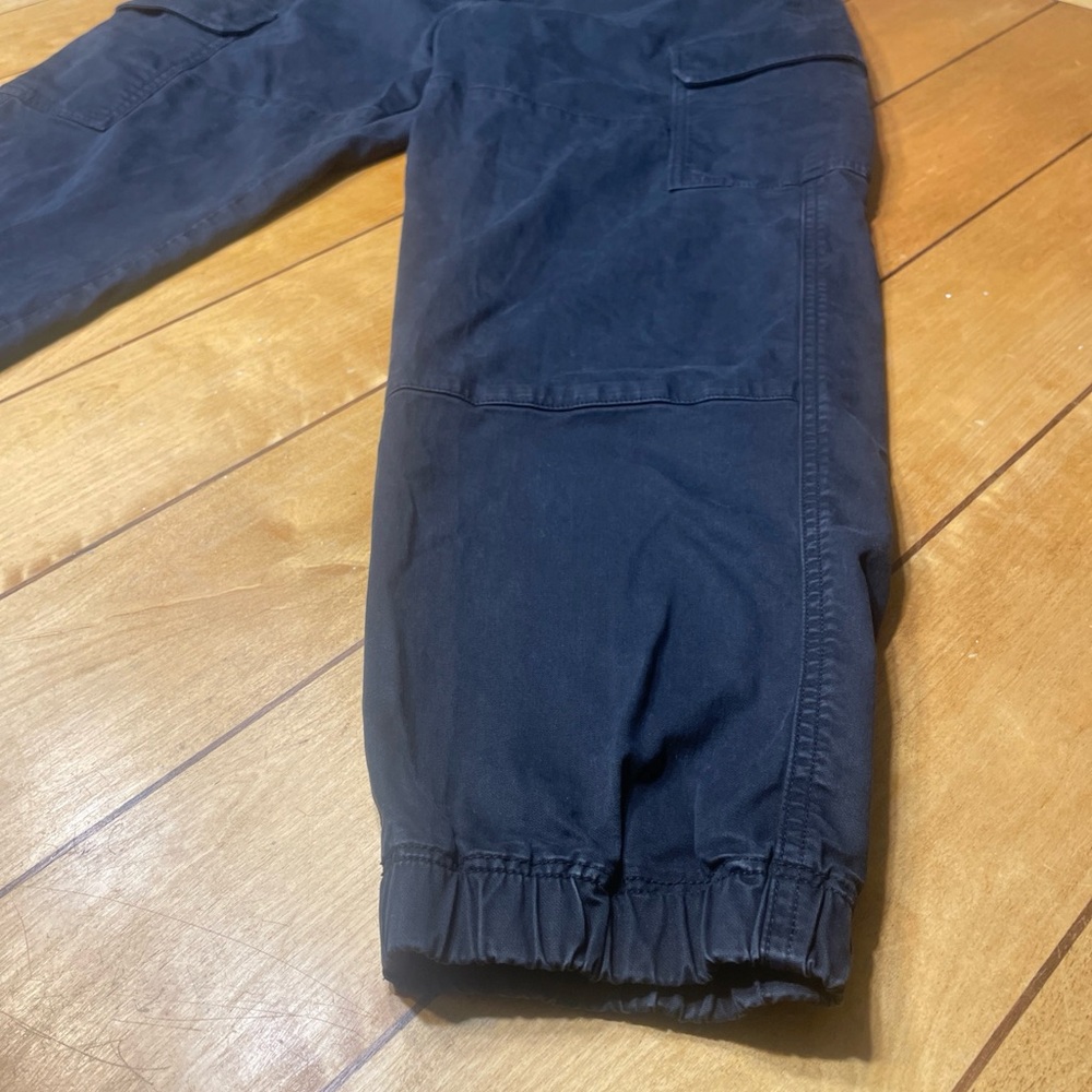 Uniqlo Cargo Jogger Pants Size Large Color Black Drawstring with 28” Inseam